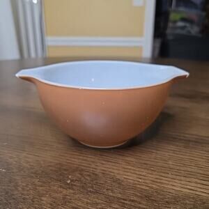 Pyrex 441 Vintage Avacado Brown Verde 1 1/2 Pint Cinderella Mixing Bowl